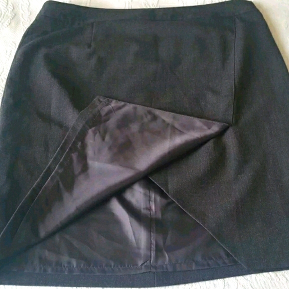 Laundry By Shelli Segal Dresses & Skirts - Laundry by Shelli Segal Faux Wrap Pencil Skirt Size 12 Gray New